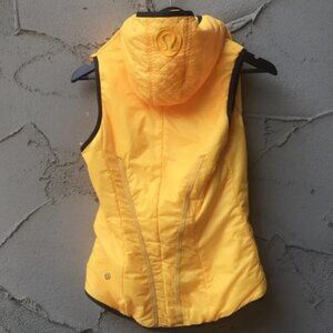 Lululemon Glacier Vest Thin Puffer Jacket Yellow Size 4